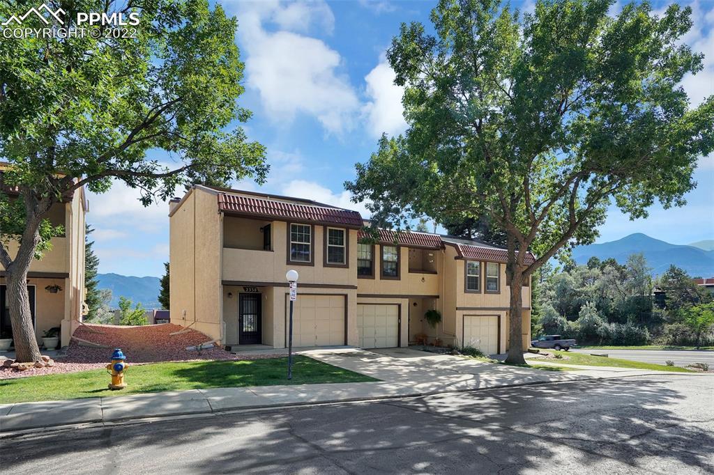 2338 Villa Rosa Dr., Colorado Springs, CO 80904