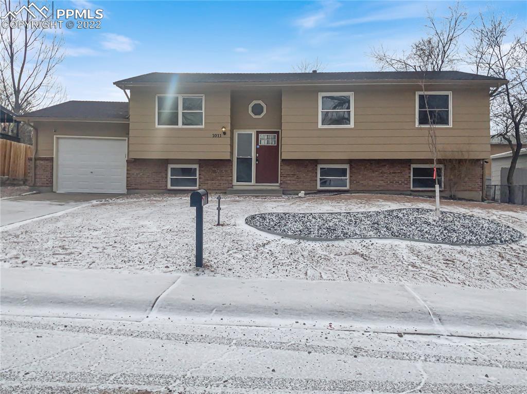 1011 De La Vista Ln., Colorado Springs, CO 80911