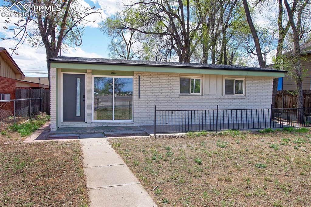 816 Prospect Lake Dr., Colorado Springs, CO 80910