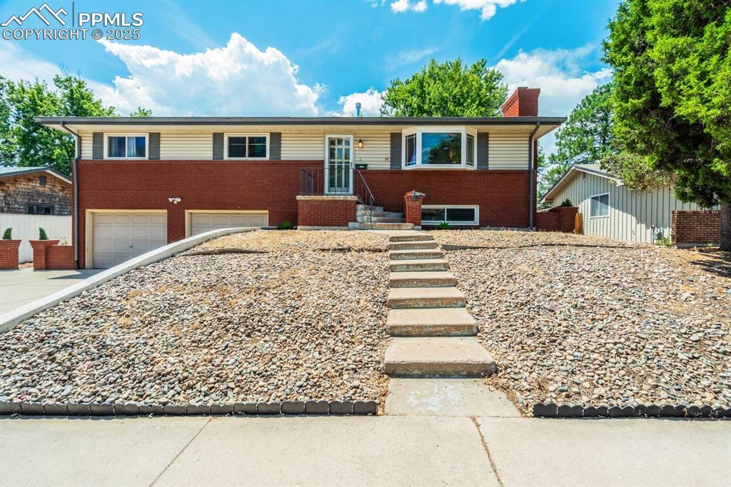 2006 Devon St., Colorado Springs, CO 80909