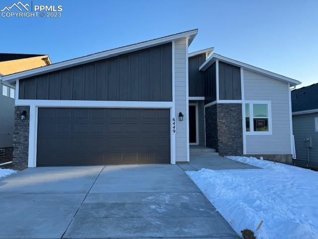 6449 Vistancia Ave., Colorado Springs, CO 80922