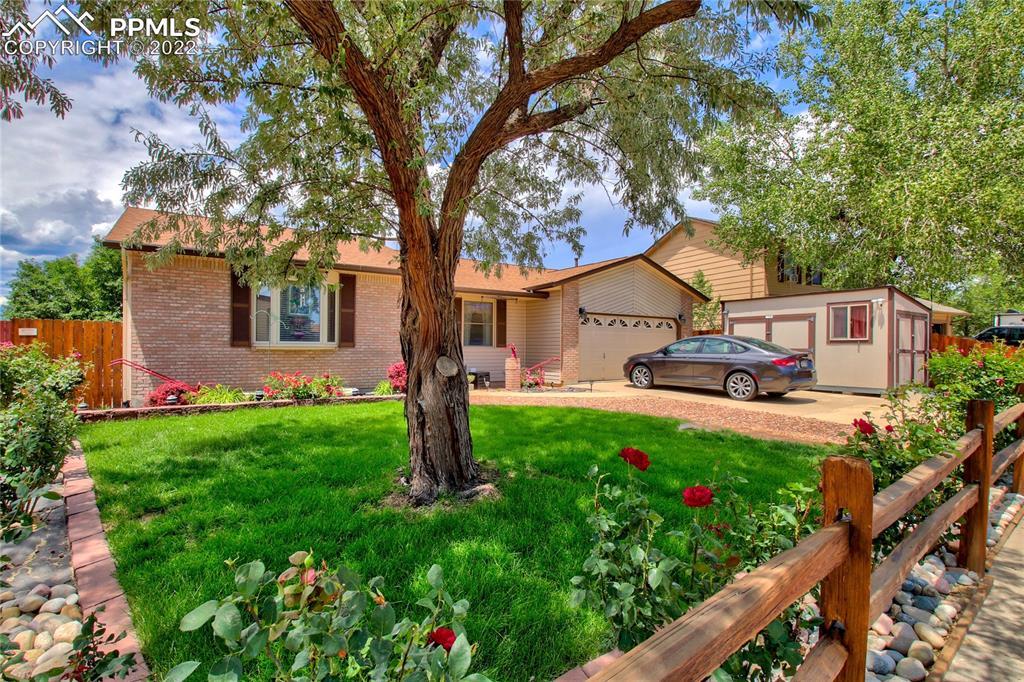 7920 Woody Creek Dr., Colorado Springs, CO 80911