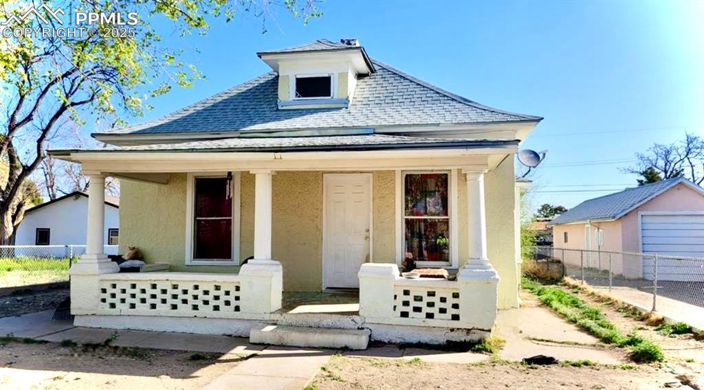 927 Veta Ave., Pueblo, CO 81004