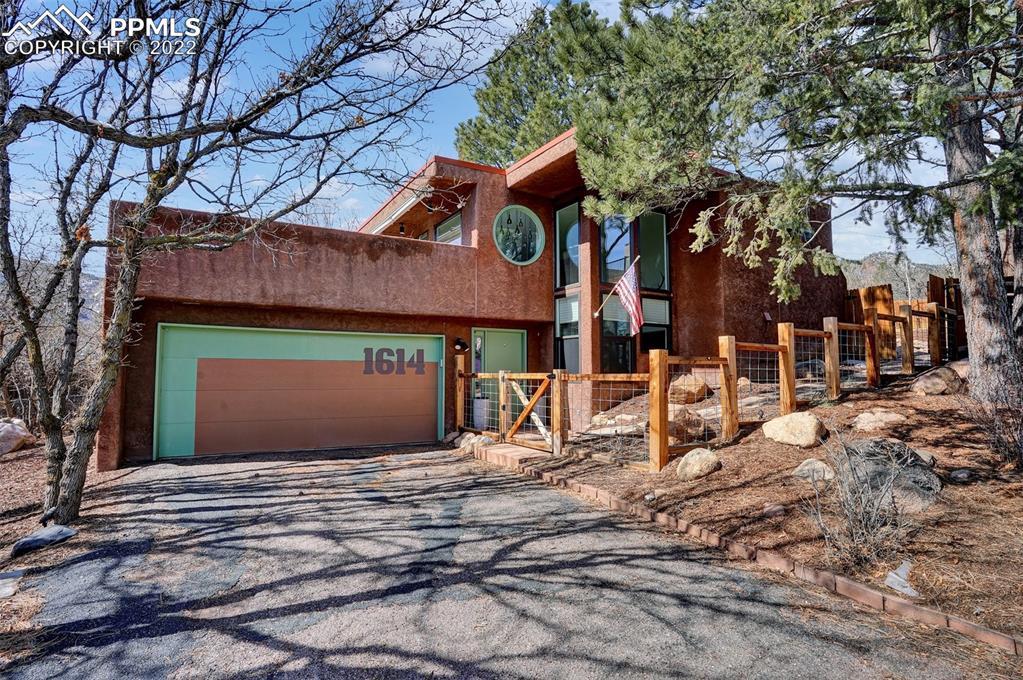 1614 Ridgeway Ave., Colorado Springs, CO 80906