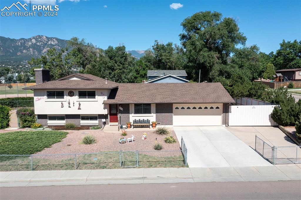 605 Catalina Dr., Colorado Springs, CO 80906