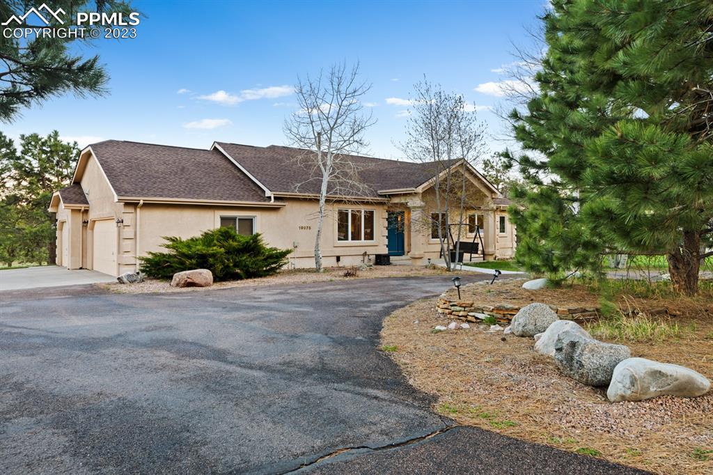 19975 Riverglen Ln., Monument, CO 80132