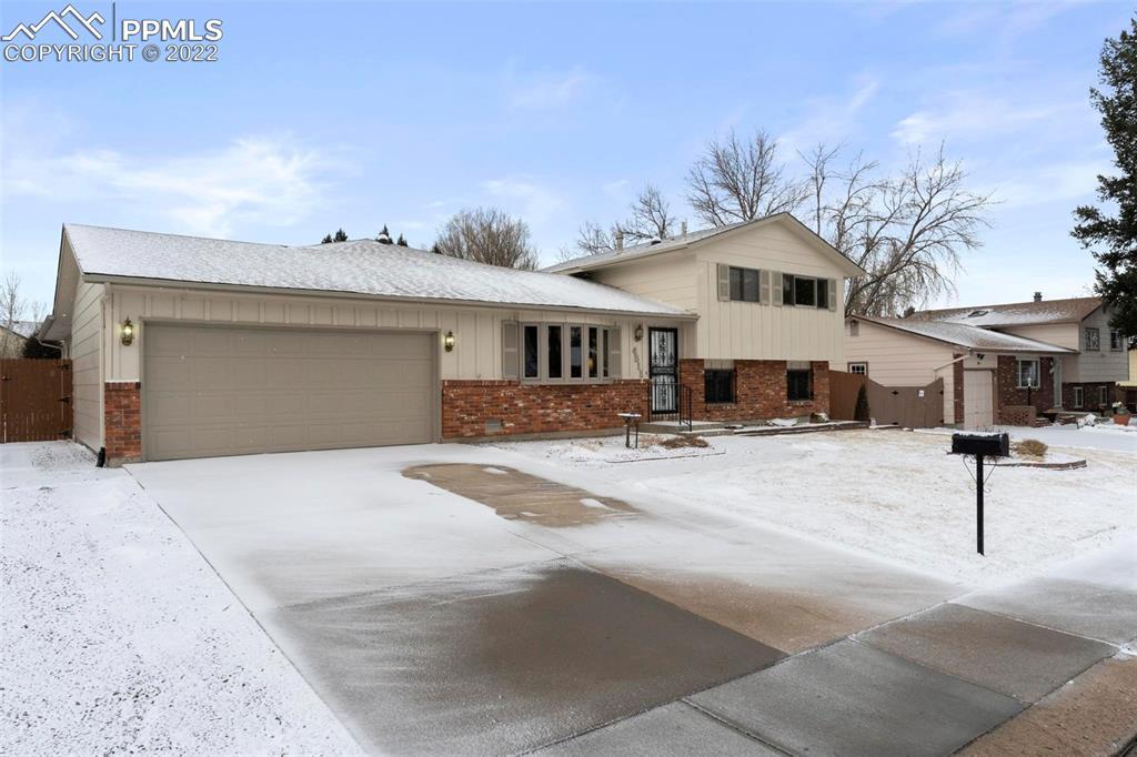 4511 Shadowglen Dr., Colorado Springs, CO 80918