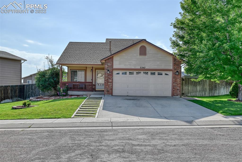 7247 Coral Ridge Dr., Colorado Springs, CO 80925