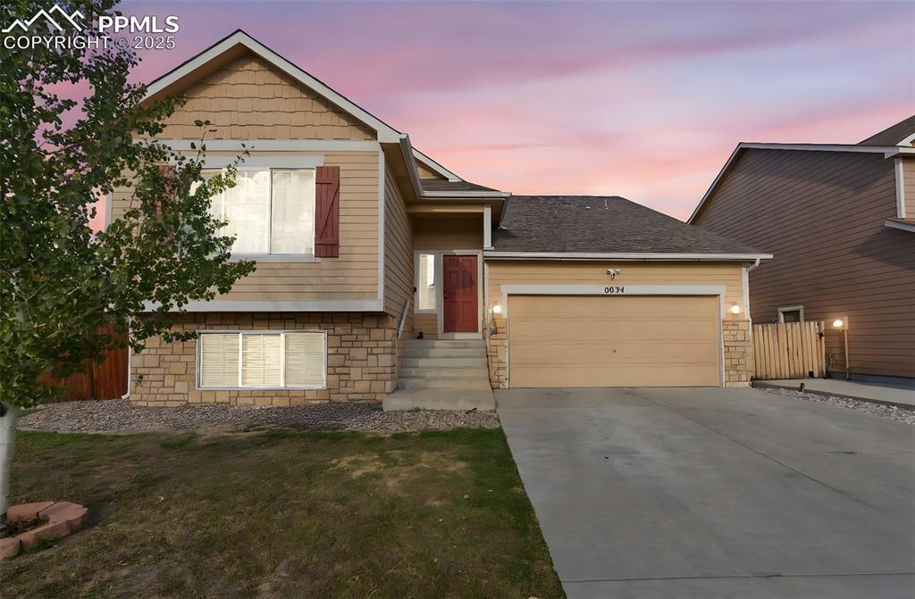6034 San Mateo Dr., Colorado Springs, CO 80911