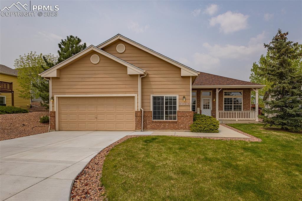 6220 Viewfield Heights, Colorado Springs, CO 80919
