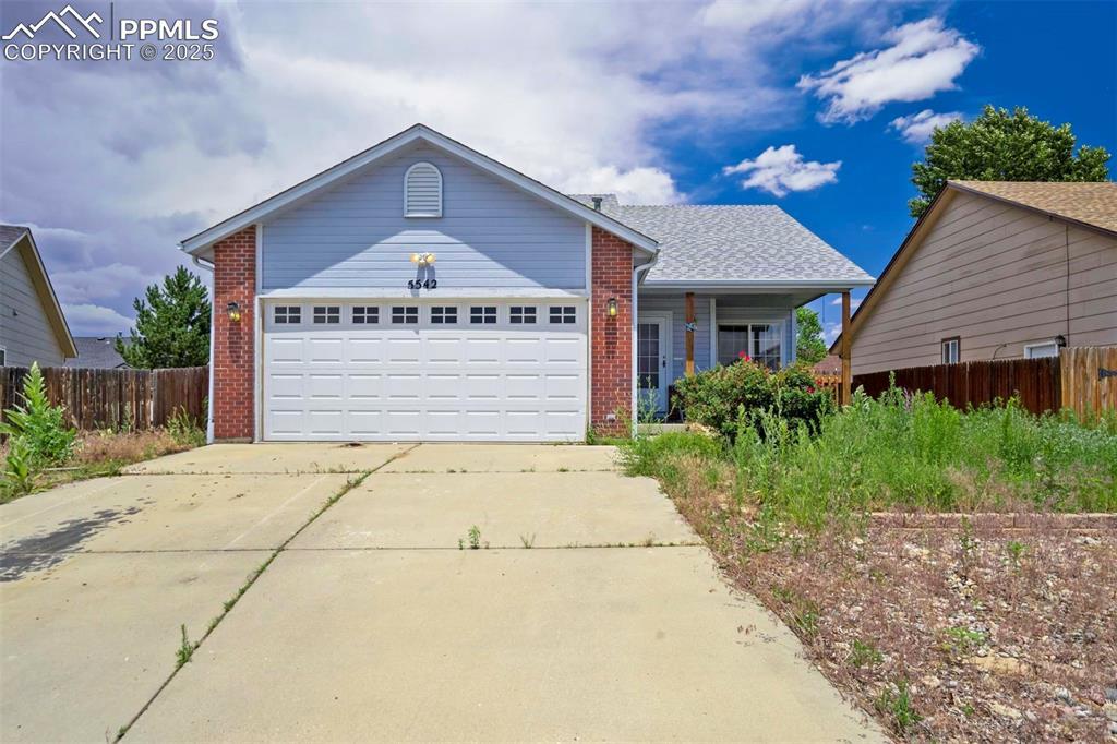 5542 Kingsboro Dr., Colorado Springs, CO 80911