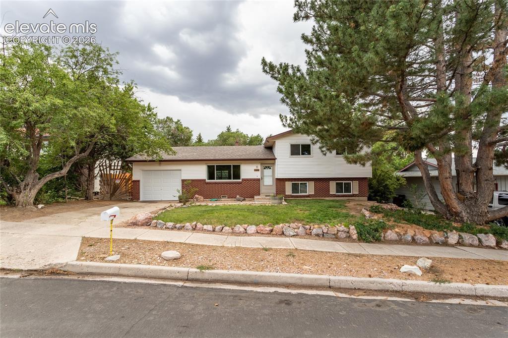 4919 Waddell Ave., Colorado Springs, CO 80915