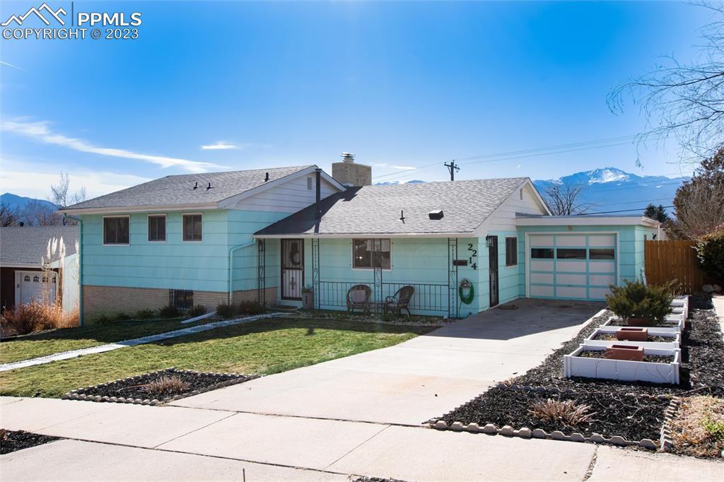 2214 Condor St., Colorado Springs, CO 80909
