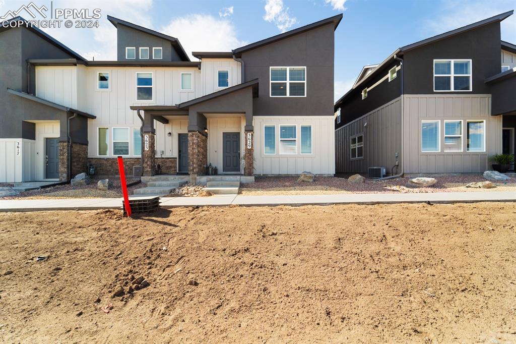 3629 Levy Park Dr., Colorado Springs, CO 80922