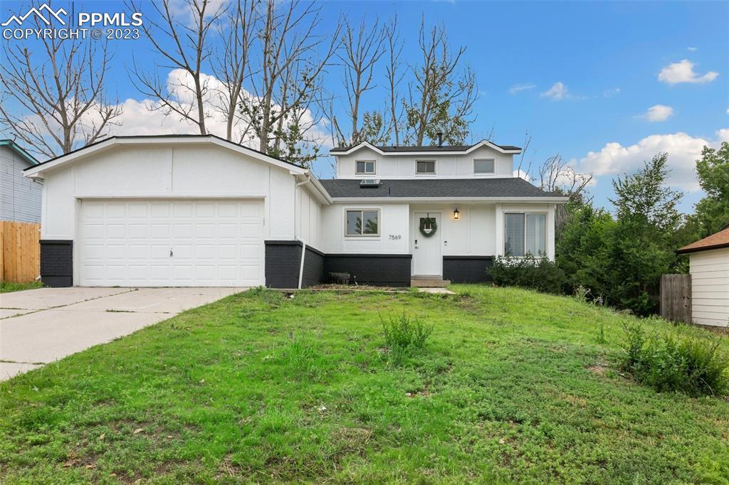 7569 Red Mountain Dr., Colorado Springs, CO 80920