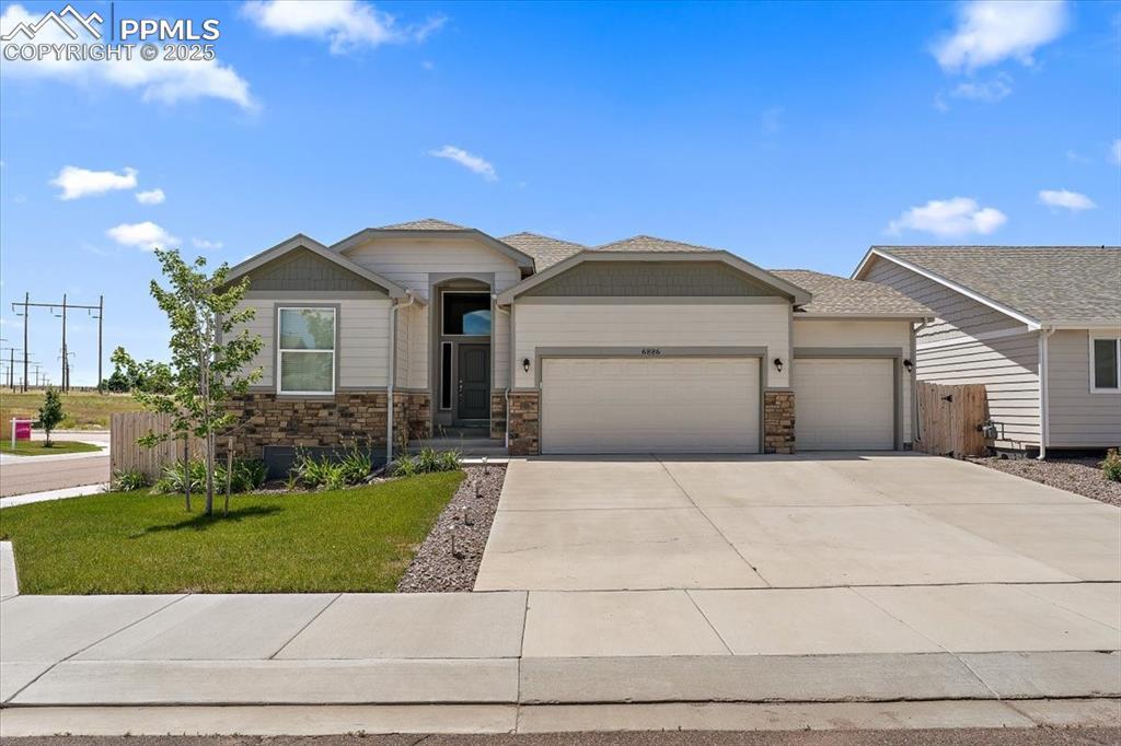 6886 Volga Dr., Colorado Springs, CO 80925