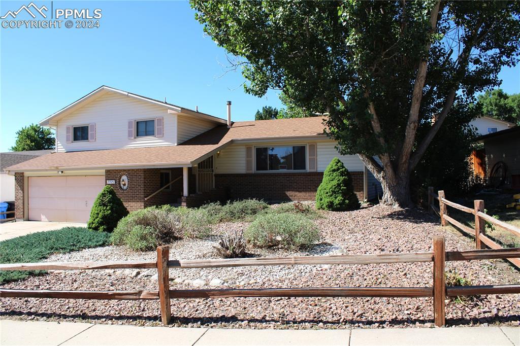 5515 S Buckskin Pass Dr., Colorado Springs, CO 80917