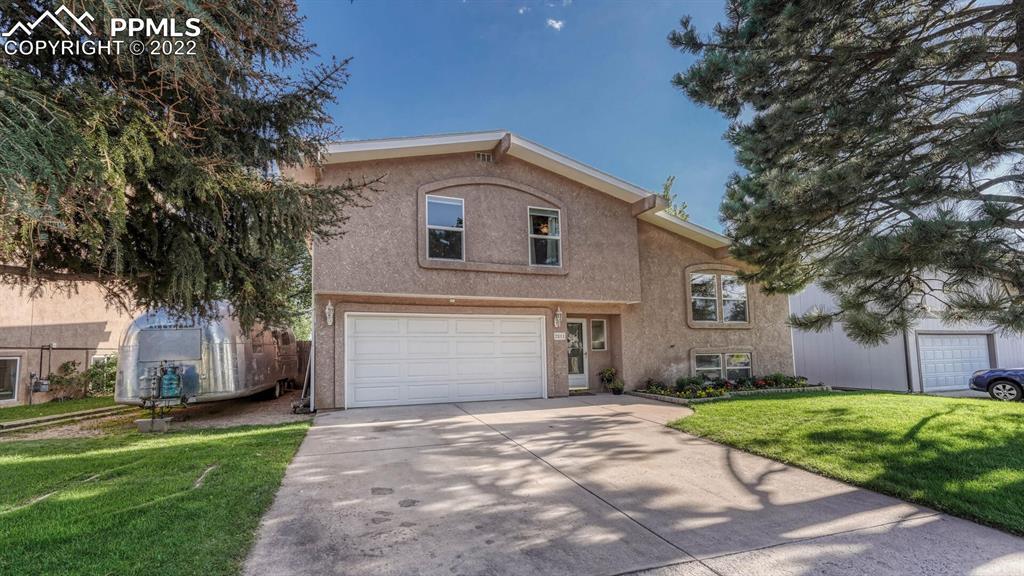 2811 Keystone Cir., Colorado Springs, CO 80918