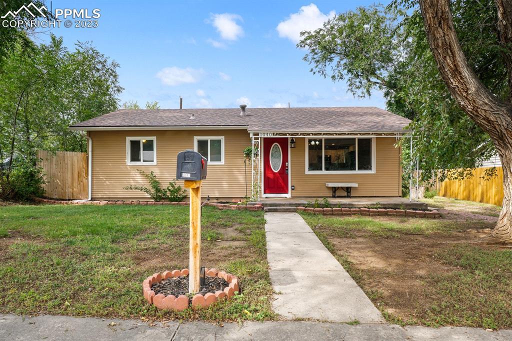 1040 Montrose Ave., Colorado Springs, CO 80905