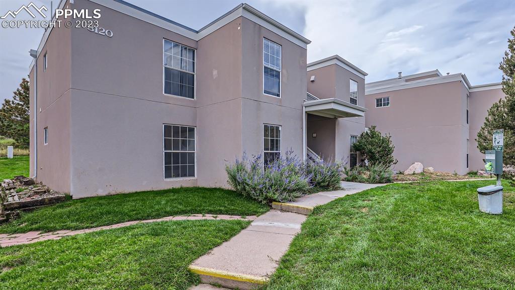 3120 Van Teylingen Dr. #A, Colorado Springs, CO 80917