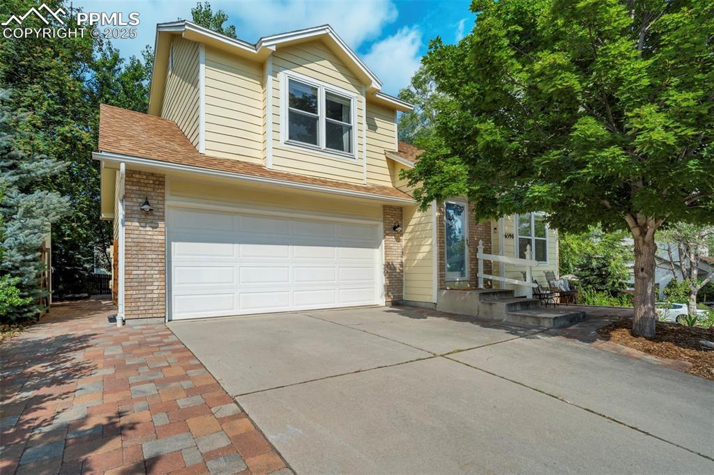6590 Stonehedge Dr., Colorado Springs, CO 80918