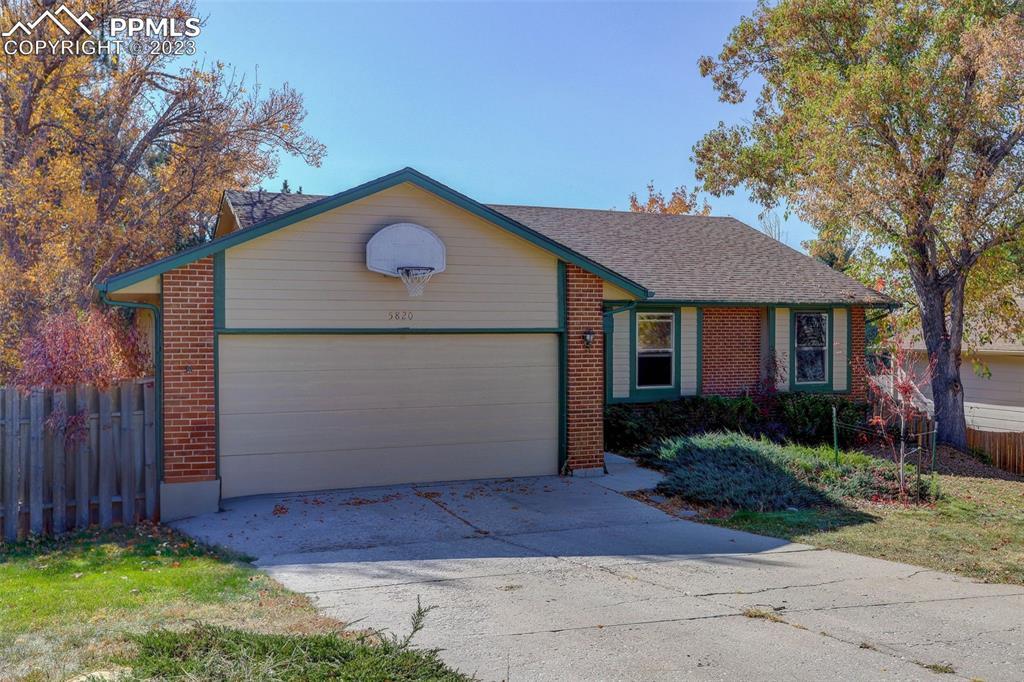 5820 E Old Farm Cir., Colorado Springs, CO 80917