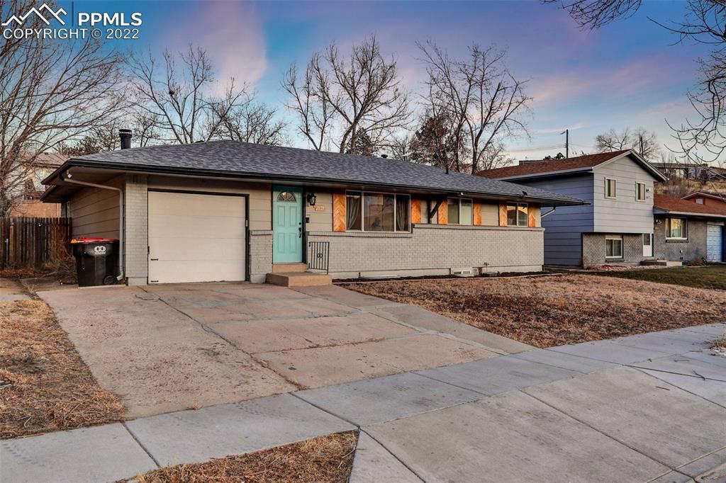 2121 Carmel Dr., Colorado Springs, CO 80910