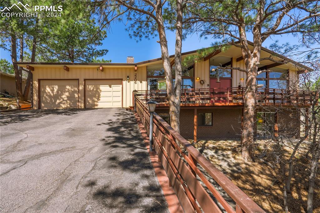 2206 Constellation Dr., Colorado Springs, CO 80906