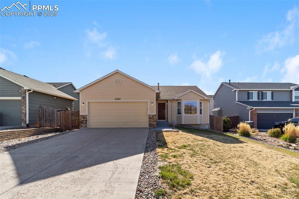 6562 Latah Ln., Colorado Springs, CO 80911