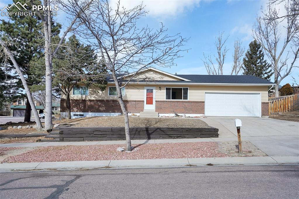 4310 N Nonchalant Cir., Colorado Springs, CO 80917