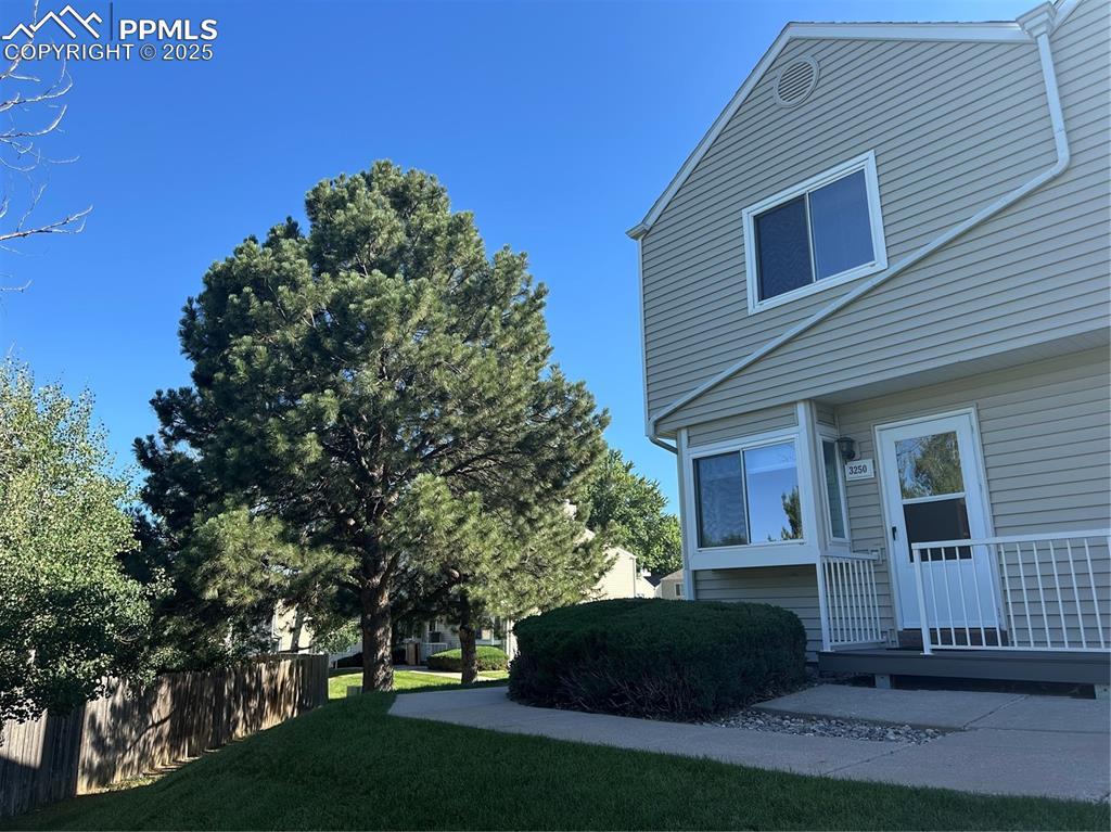 3250 Vail Pass Dr., Colorado Springs, CO 80917