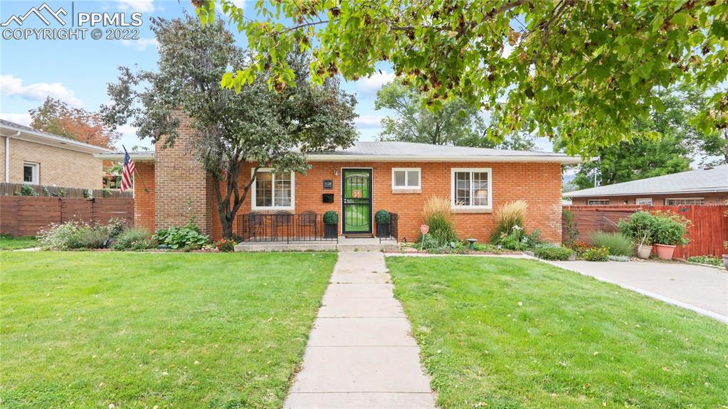 1128 Logan Pl., Colorado Springs, CO 80909