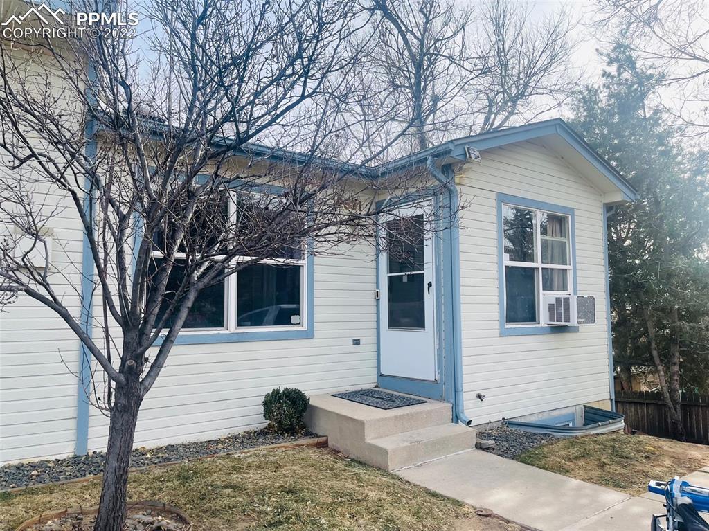 2531 Plumtree Grove, Colorado Springs, CO 80907