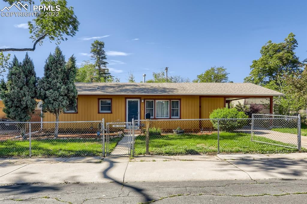 1127 Richards Ave., Colorado Springs, CO 80905