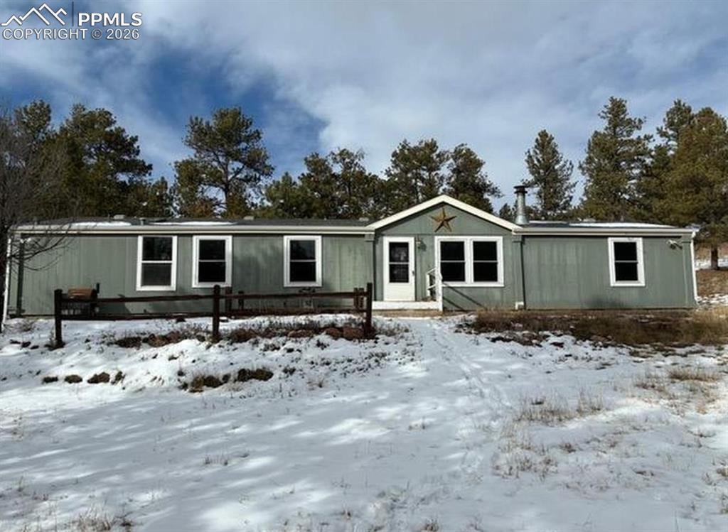 1759 Arapahoe Dr., Florissant, CO 80816