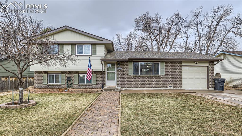 1360 Mears Dr., Colorado Springs, CO 80915