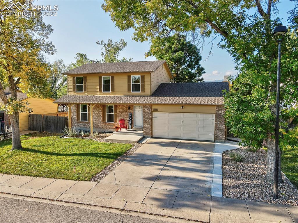 257 Saddlemountain Rd., Colorado Springs, CO 80919