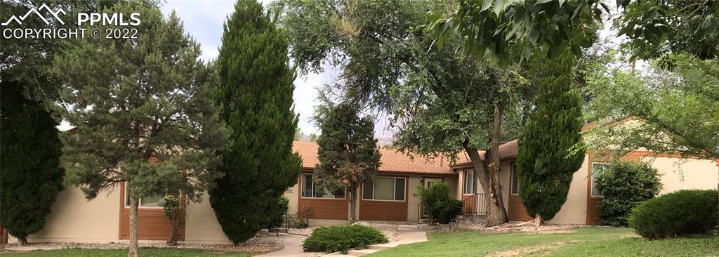 458 Glen View Ct., Colorado Springs, CO 80904