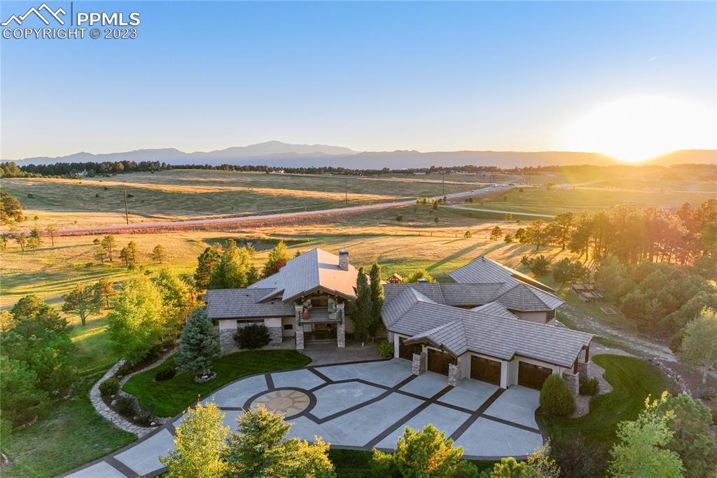 3913 Hodgen Pond Ct., Colorado Springs, CO 80908