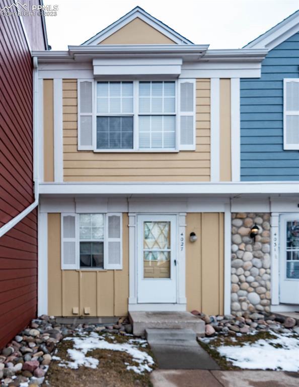 4027 Charleston Dr., Colorado Springs, CO 80916