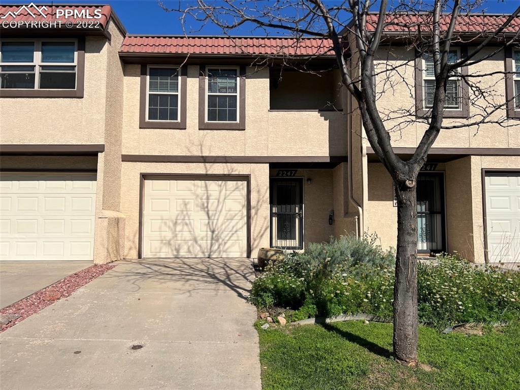 2247 Villa Rosa Dr., Colorado Springs, CO 80904