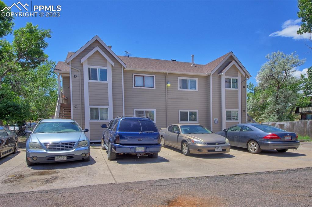 1042 Mazatlan Cir., Colorado Springs, CO 80910