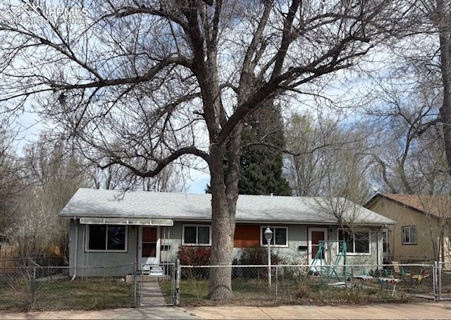 910 1st St., Colorado Springs, CO 80907