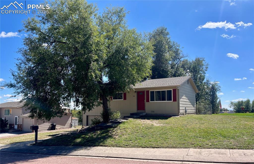 1265 Chiricahua Dr., Colorado Springs, CO 80915