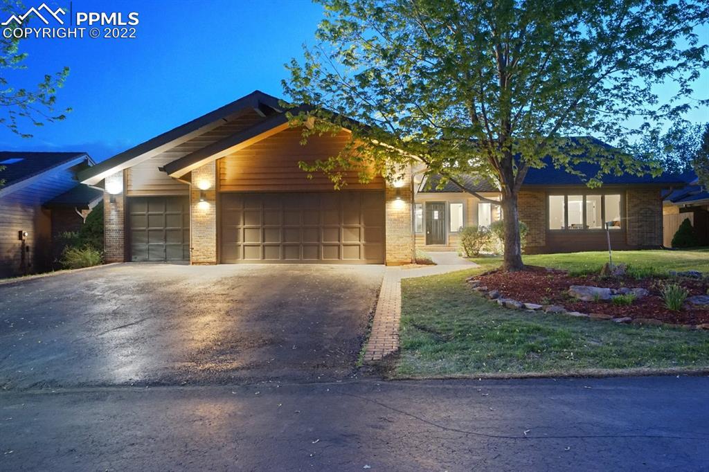 1532 Smoochers Cir., Colorado Springs, CO 80904