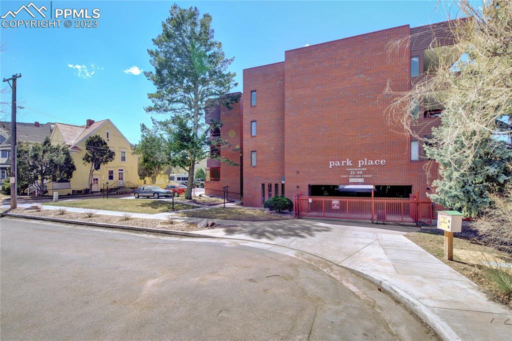 91 W Boulder St., Colorado Springs, CO 80903