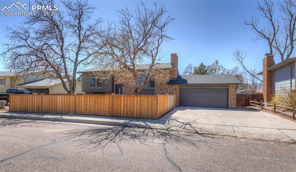 1050 Wagon Wheel Ave., Colorado Springs, CO 80915