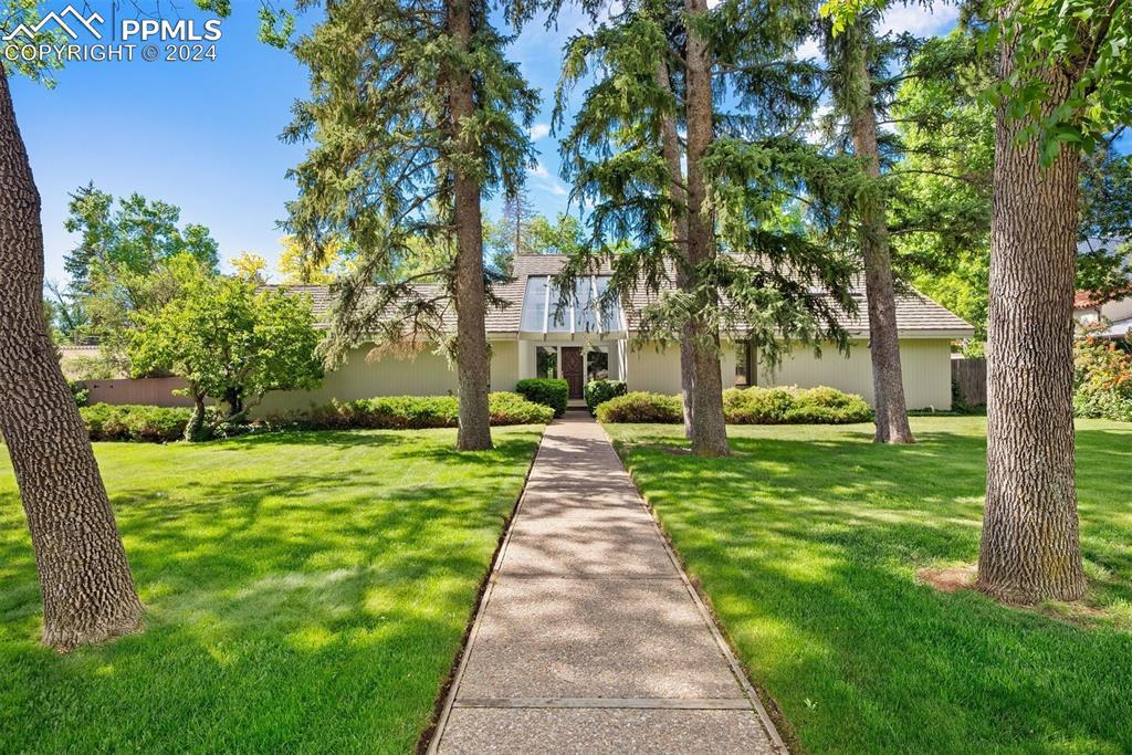 31 Elm Ave., Colorado Springs, CO 80906