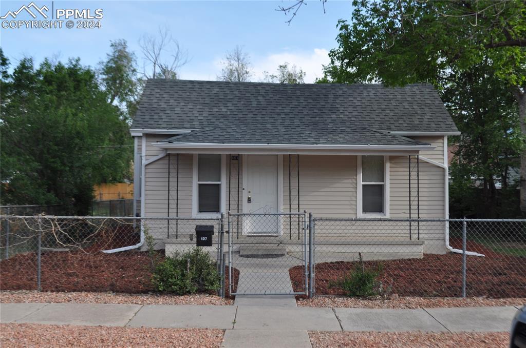607 Maple St., Colorado Springs, CO 80903
