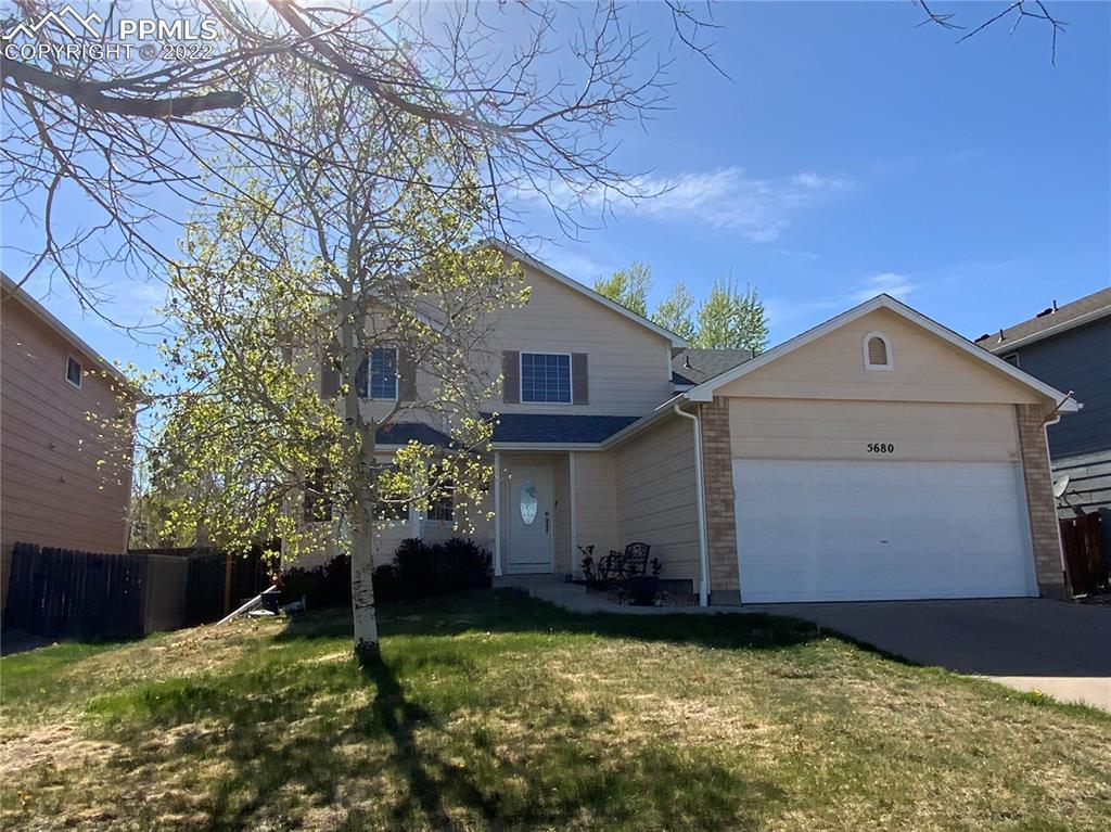 5680 Charlotte Pkwy., Colorado Springs, CO 80923